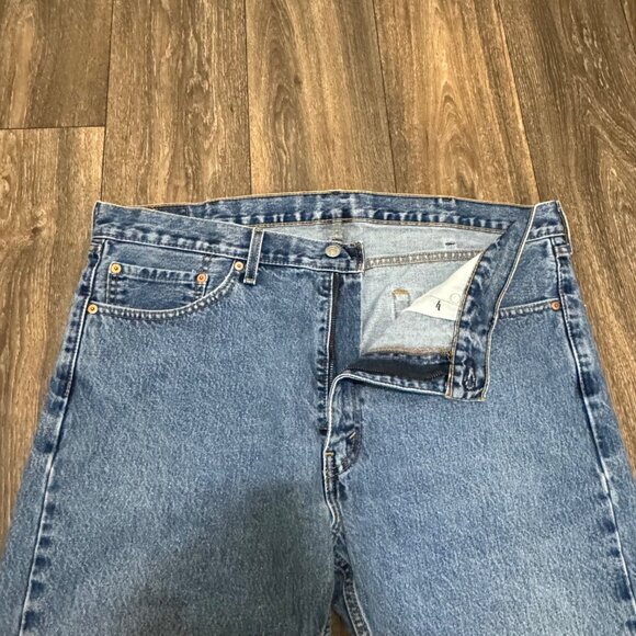 Levi's 505 Jeans Men's 40x30 Medium Wash Regular Fit Stretch Denim - Picture 4 of 10